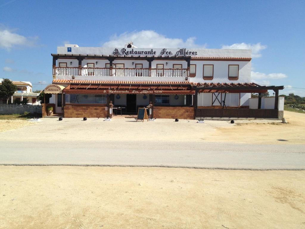 Hostal El Alferez Vejer de la Frontera Exterior foto